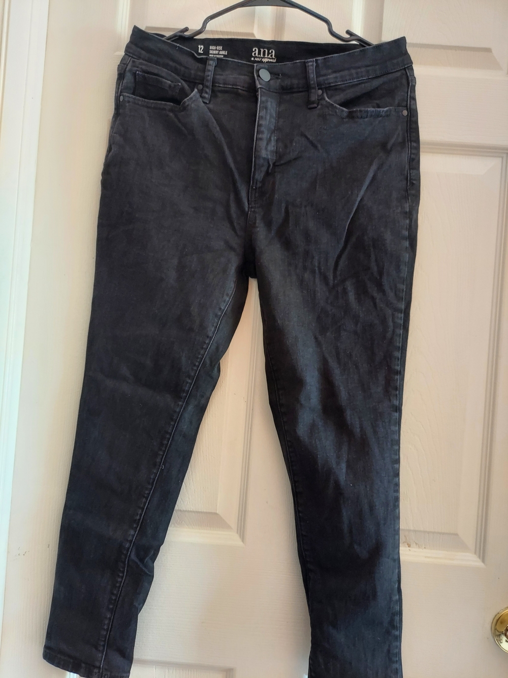 a.n.a Women's Black Stretch Jeans - Classic Slim Fit